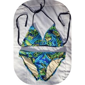 Two piece baiting suit